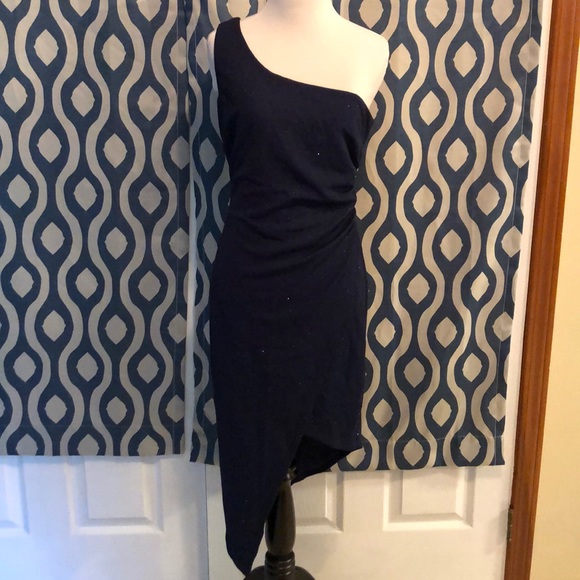 B Darlin Dresses & Skirts - Elegant navy blue dress